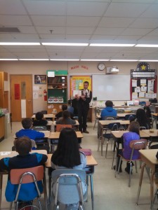 Sen. Lesser reads to fourth graders at Chicopee's Fairview Elementary. (WMassP&I)