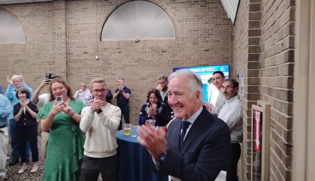 Richard Neal